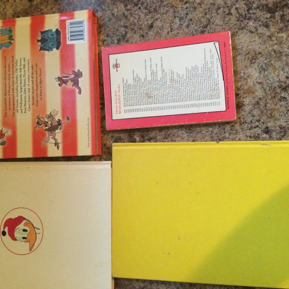 Lot of four Children's books Disney's, Alice in Wonderland, Oliver & his friends - Picture 3 of 3